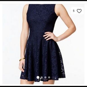 Lace dress like new